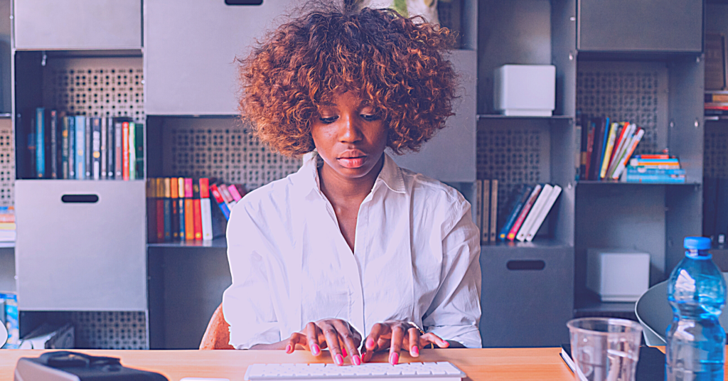 Escritórios de Coworking oferecem serviços também para quem não trabalha diariamente em salas e estações de trabalho. Veja alguns serviços que os espaços compartilhados oferecem para quem mudou agora para o Home Office.