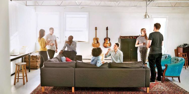 Mais do que uma alternativa econômica, os valores que dão base para essa ideia são sustentabilidade, cooperação e socialização.