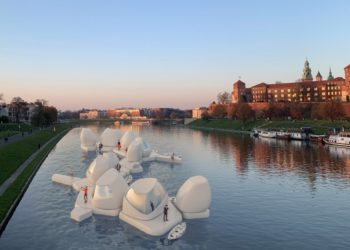 The Enclaves é um conceito de Coworking inovador, criado na cidade e Cracóvia, na Polônia. Foto: