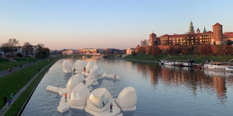 The Enclaves é um conceito de Coworking inovador, criado na cidade e Cracóvia, na Polônia. Foto: