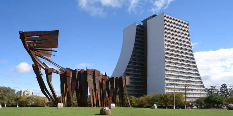 O Caff Working foi criado no Centro Administrativo Fernando Ferrari, em Porto Alegre (RS). Foto: Wikipedia