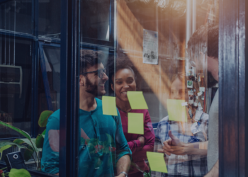 A criação dos espaços de Coworking busca estimular o empreendedorismo e a qualificação profissional. Imagem: Divulgação