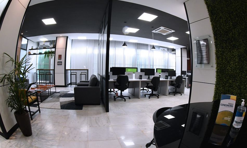 O espaço conta com a Sala 360° permite que servidores federais de todo o país possam usufruir da estrutura compartilhada . Foto: Divulgação