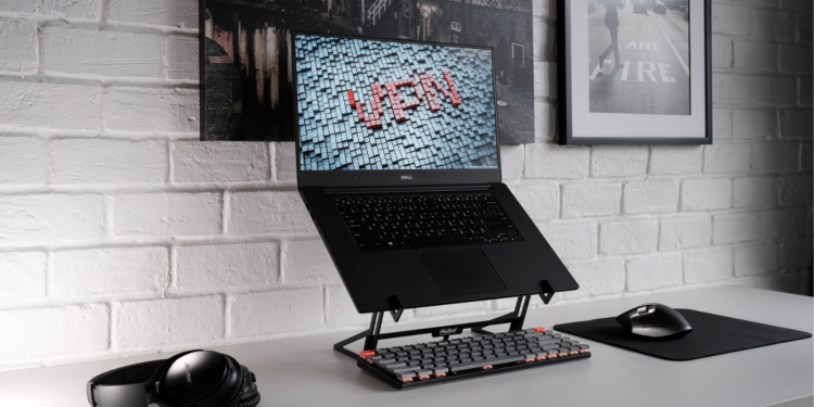 10 Itens Essenciais para Trabalhar em Coworking: O Guia Completo